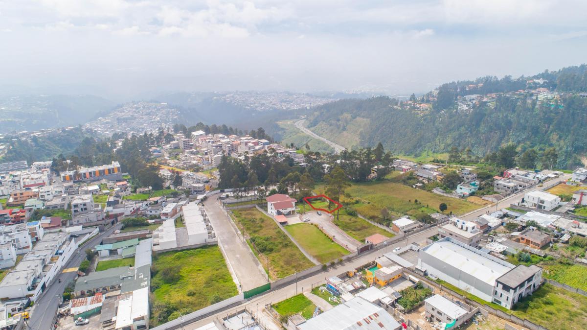 Terreno en venta en Pichincha | Quito | San Isidro - Vista Grande, TERRENO EN VENTA 864 m²- SAN ISIDRO