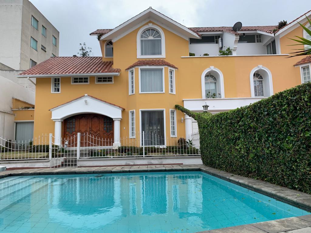 Casa en alquiler en Pichincha | Quito | El Condado, Urbanización El Condado, 416 ha