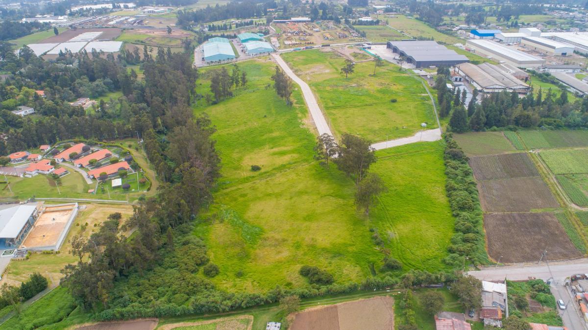 Terreno en venta en Pichincha | Quito | Pifo, Manuel Burbano, Pifo, Ecuador, Pifo, Quito, 9858 m²