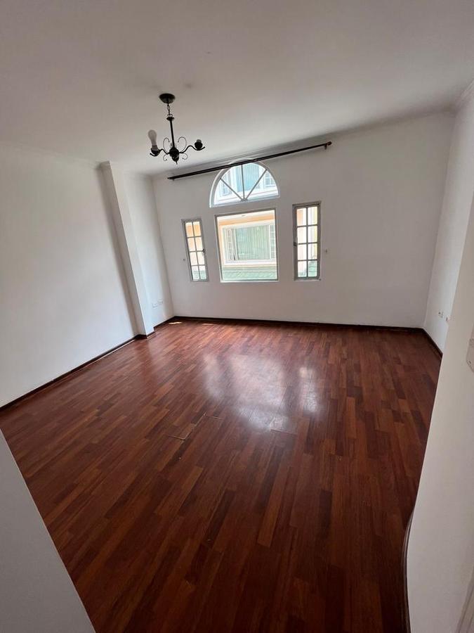 HOUSE FOR SALE WITH GARDEN AND SPACIOUS PATIO 164.17m2 $95,000 EL CONDADO 5