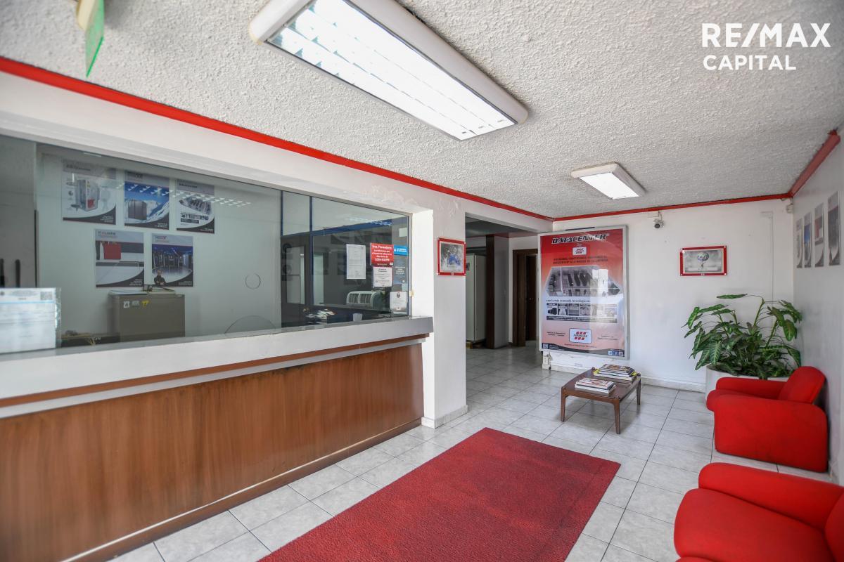 Edificio Comercial en venta en Pichincha | Quito | La Colón, Pasaje Batallas y Av. 6 de Diciembre, 3720 ha