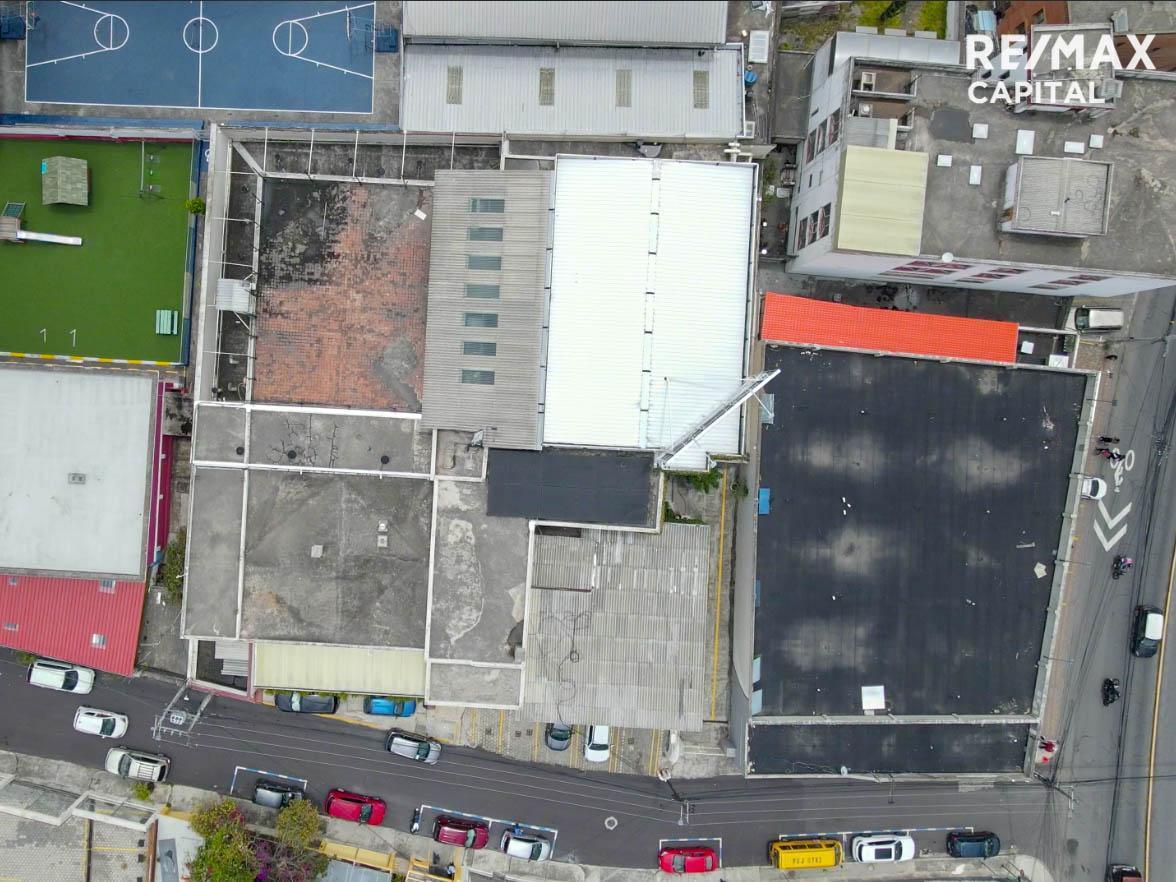 Edificio Comercial en venta en Pichincha | Quito | La Colón, Pasaje Batallas y Av. 6 de Diciembre, 3720 ha