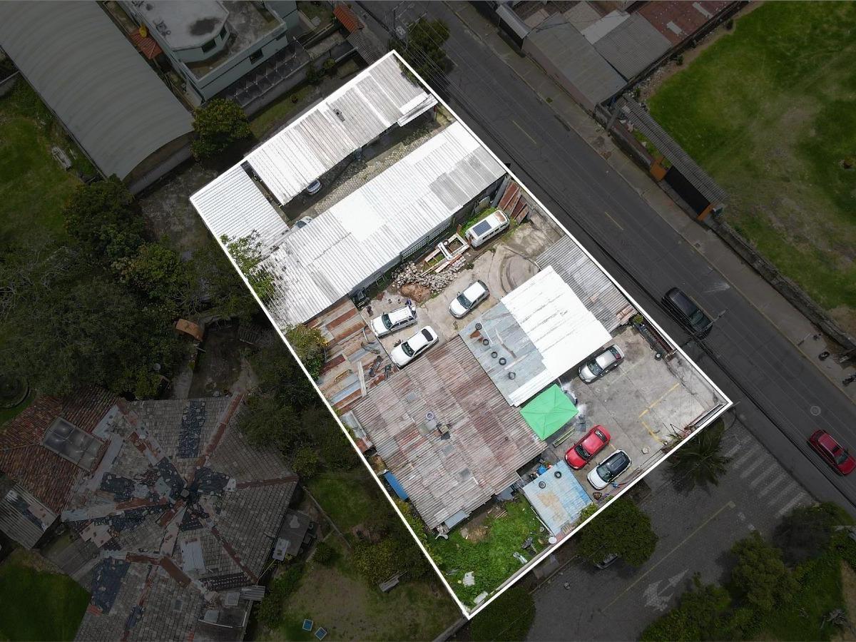 Terreno en venta en Pichincha | Quito | El Condado, Avenida Mariscal Sucre (170144), Quito, Pichincha, Ecuador, 1105 m²