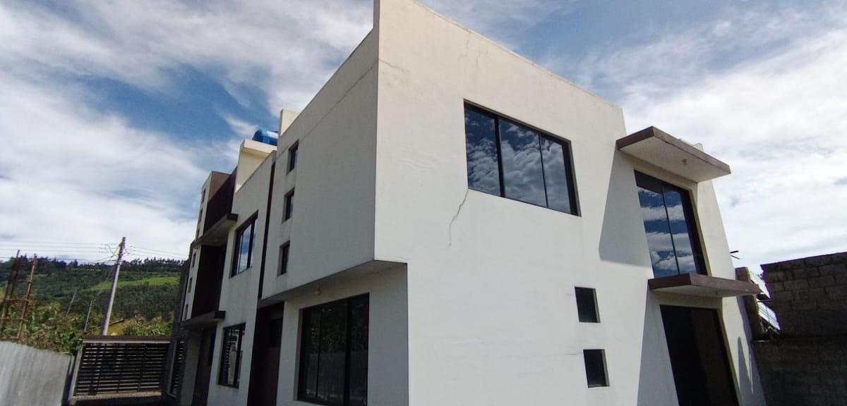 Casa en venta en Pichincha | Machachi | Norte de Machachi, TAMBILLO SECTOR LA MATILDE 0°24'04.8"S 78°31'49.9"W, 296 m²