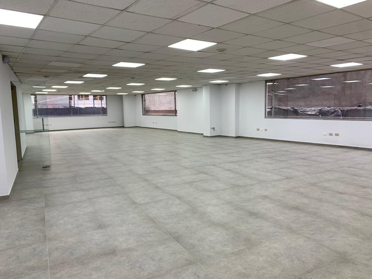 Oficina en alquiler en Pichincha | Quito | Centro Norte, República del Salvador, 351 ha