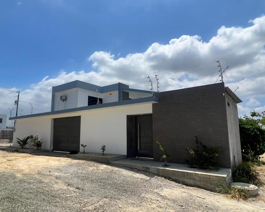 Casa en venta en Manabí | Manta | Costa Azul, C25, 242 ha