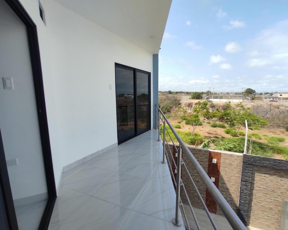 Casa en venta en Manabí | Manta | Costa Azul, C25, 242 ha