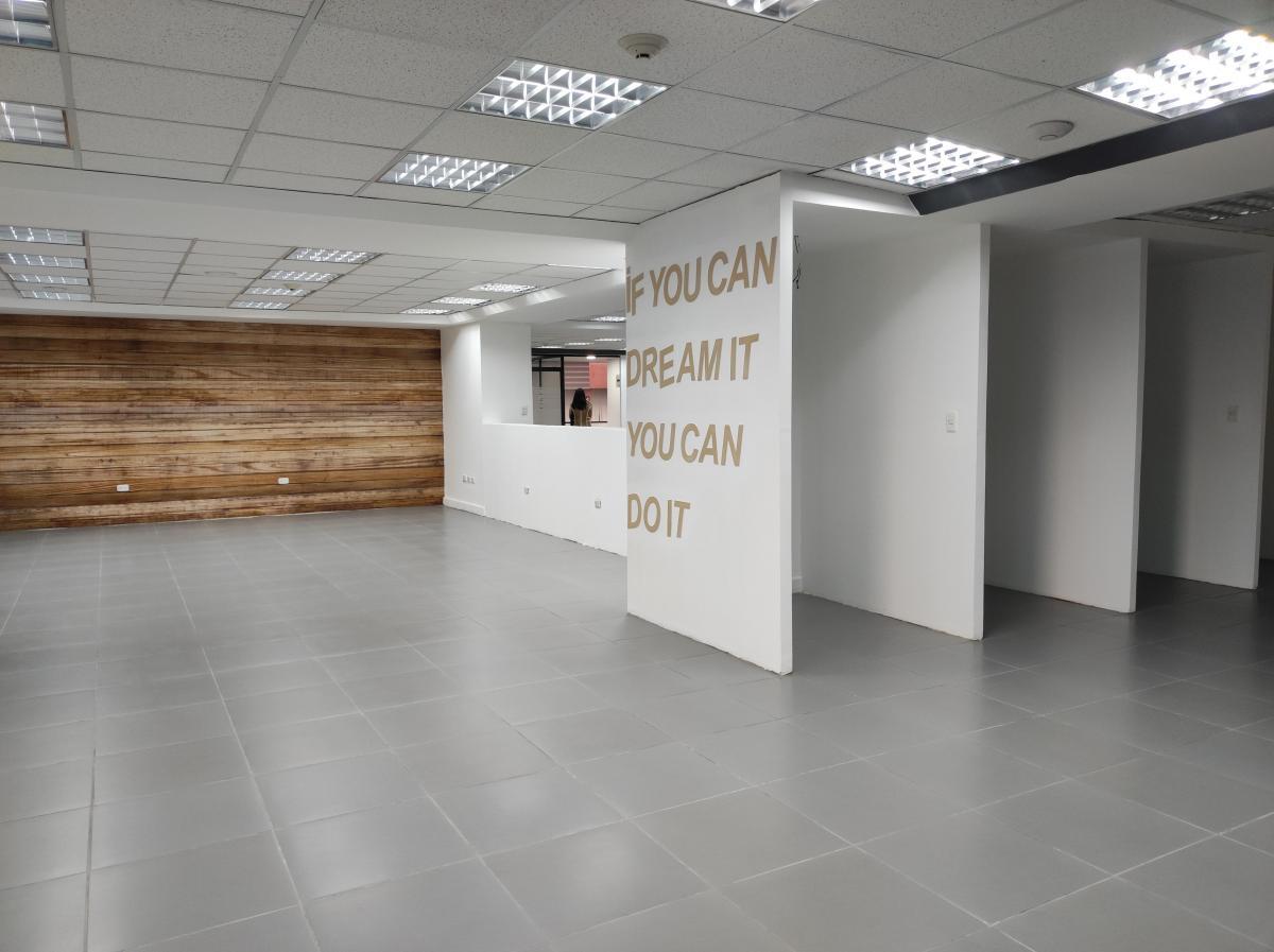 Edificio Comercial en venta en Pichincha | Quito | Centro Norte, Naciones unidas, 8167 ha