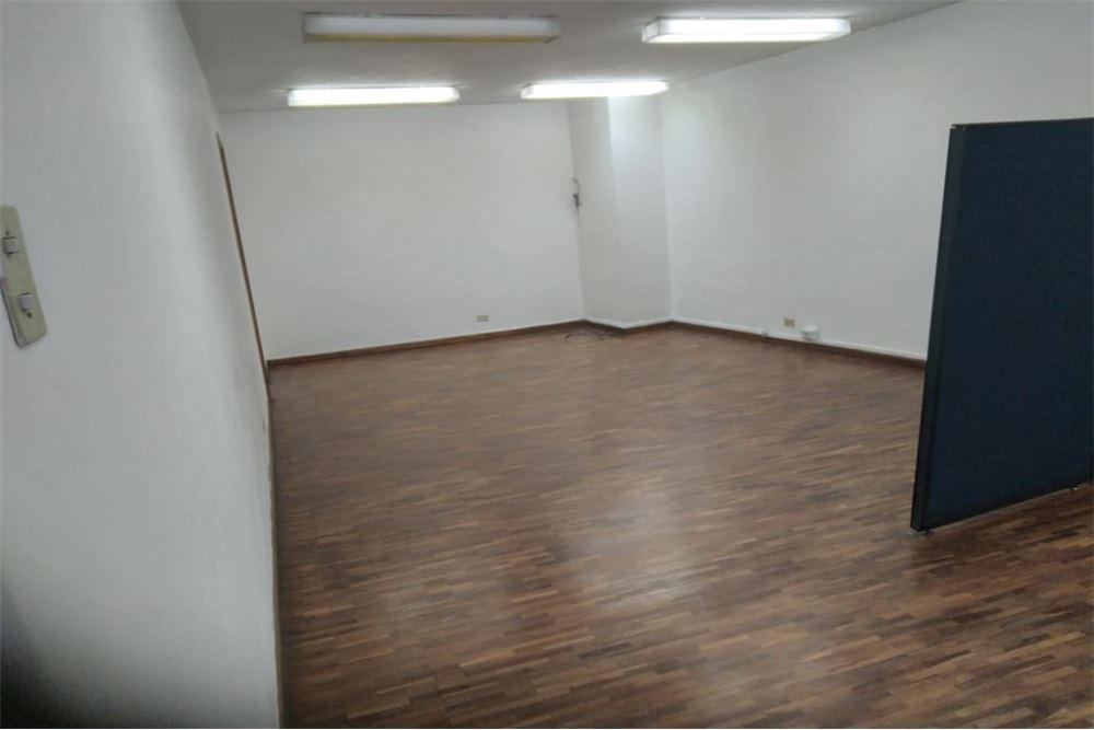Office Rental 45 M² Commercial Zone La Mariscal 2