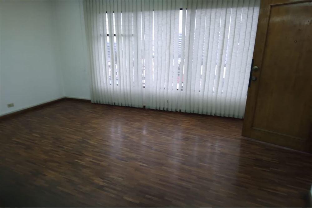 Office Rental 45 M² Commercial Zone La Mariscal