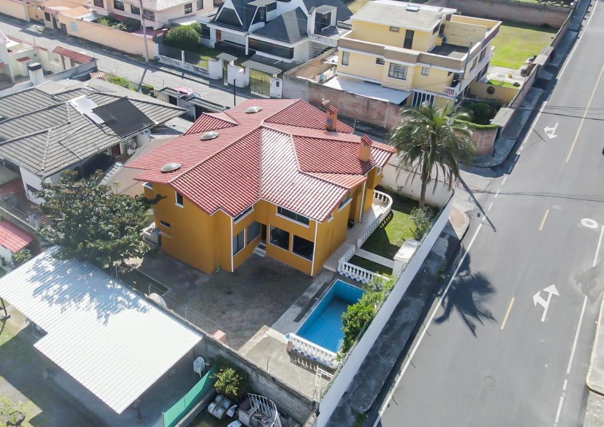 Casa en venta en Pichincha | Quito | San Rafael, Rio Putumayo y Pasaje H, 515 m²