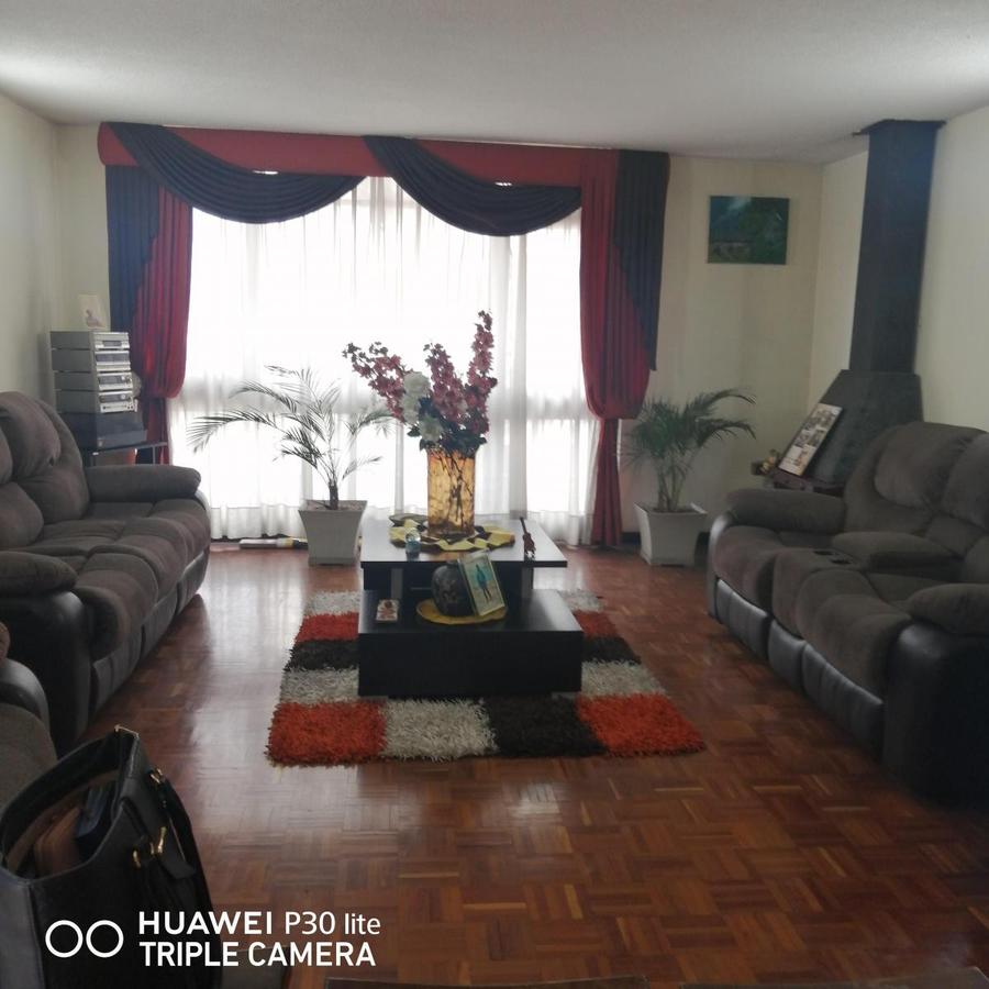 Casa en venta en Pichincha | Quito | La Luz, N48C E6-85 Y GONZALO ZALDUMBIDE (170138), Quito, Pichincha, Ecuador, 669 ha