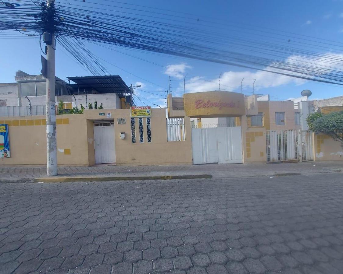 Casa en venta en Pichincha | Quito | Mitad del Mundo, CASA EN VENTA 93 m² - SAN ANTONIO, 129 ha
