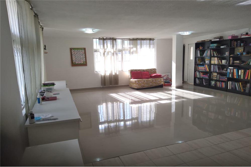 Sale of 229 M2 Apartment GASPAR DE VILLARROEL 2