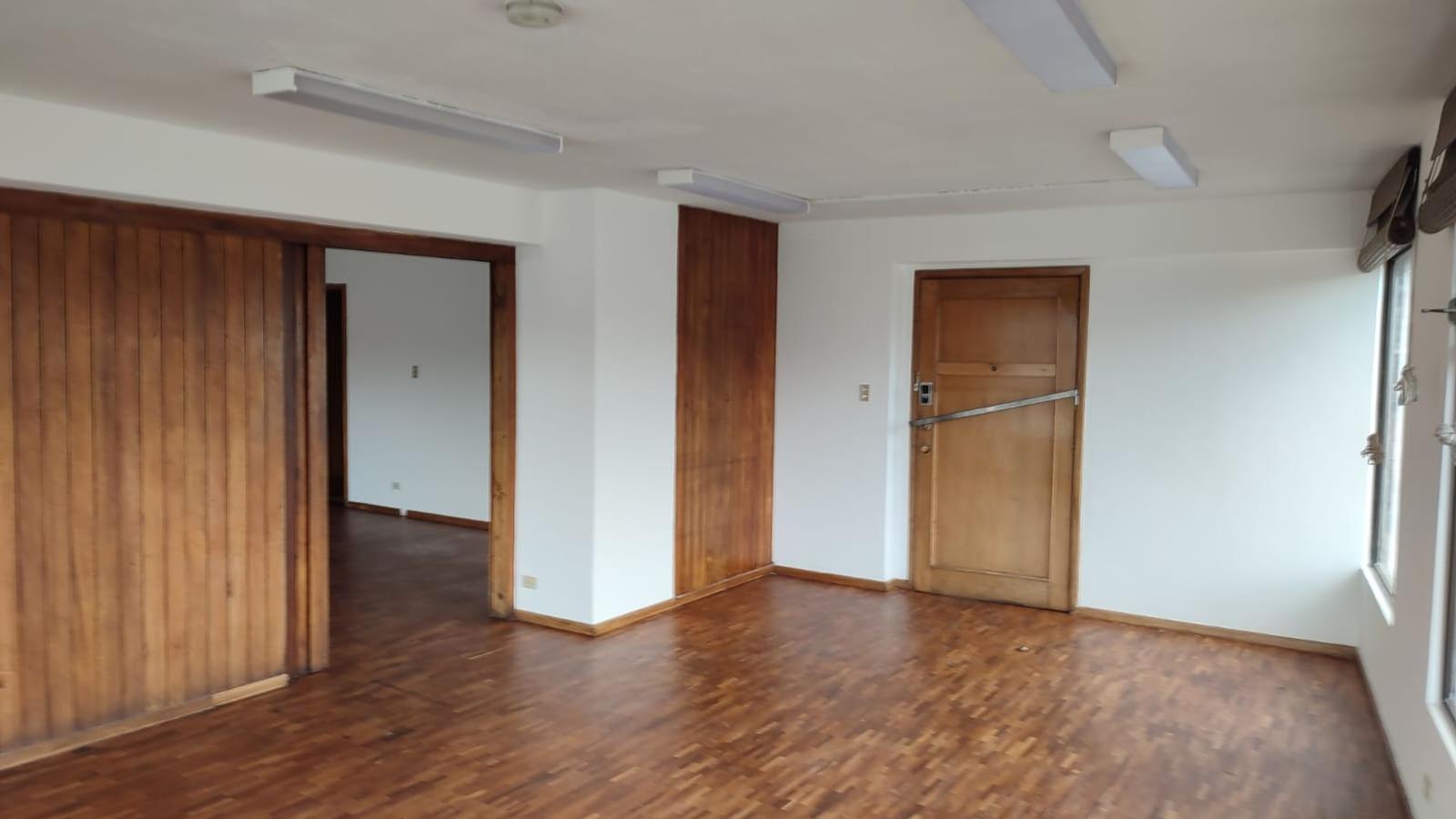 Office for Rent 80 M² Commercial Zone La Mariscal 3