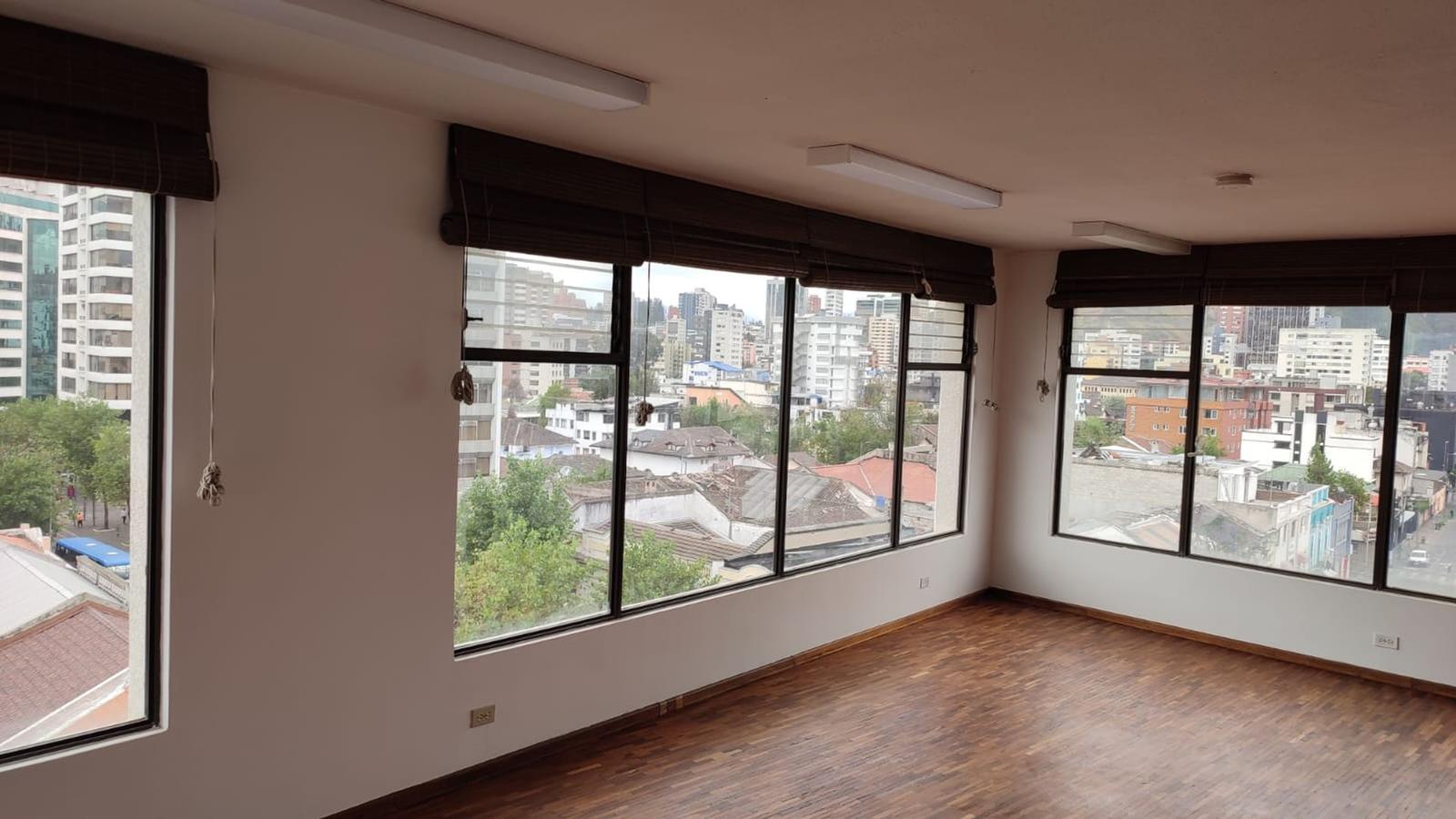 Office for Rent 80 M² Commercial Zone La Mariscal 2