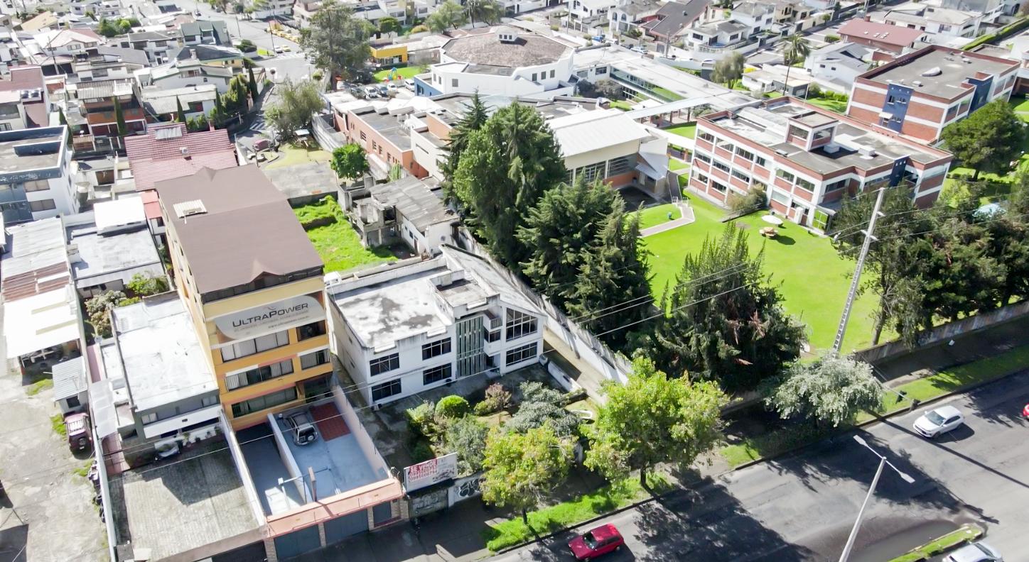 Terreno en venta en Pichincha | Quito | El Pinar, Av. Occidental sector el Pinar, 368 m²