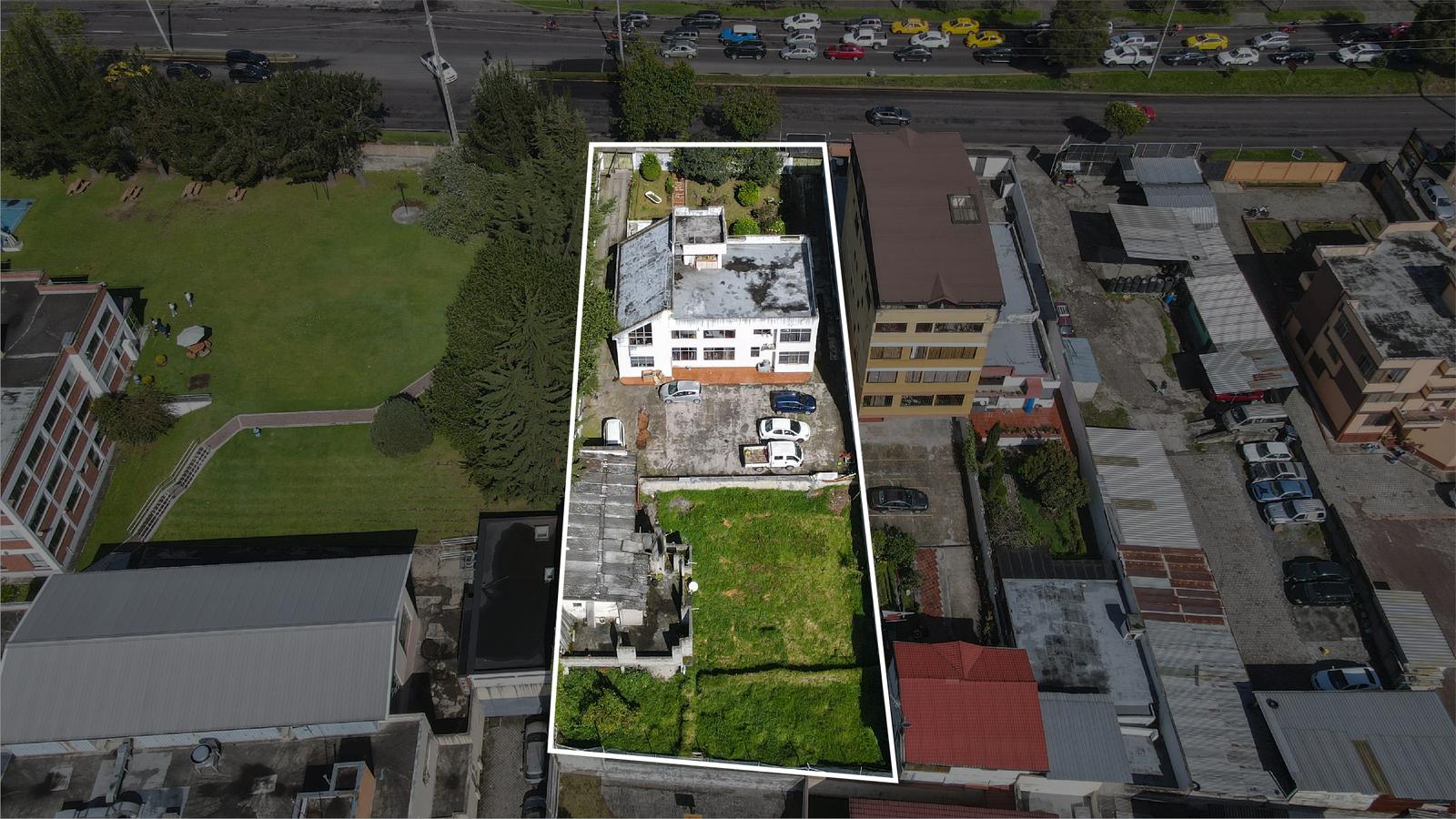Terreno en venta en Pichincha | Quito | El Pinar, Av. Occidental sector el Pinar, 368 m²