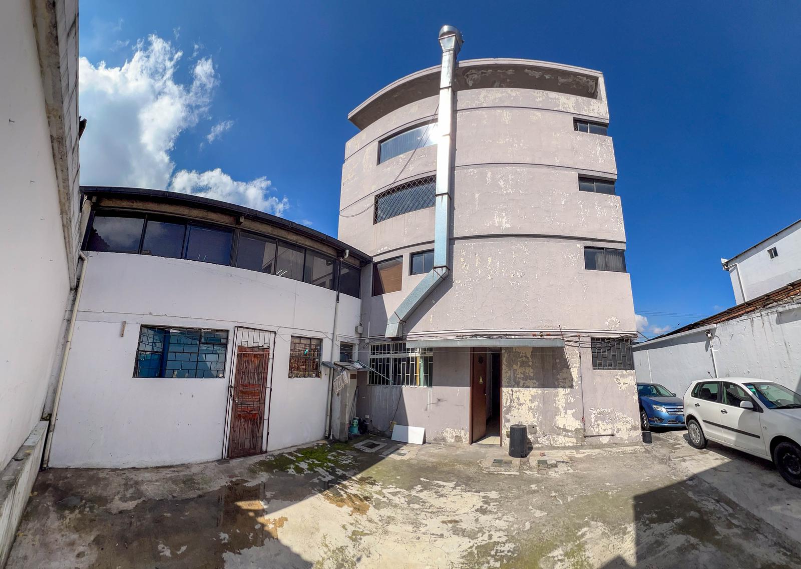 Edificio Comercial en venta en Pichincha | Quito | La Kennedy, Av Galo Plaza Lasso y los Pinos, 914 m²