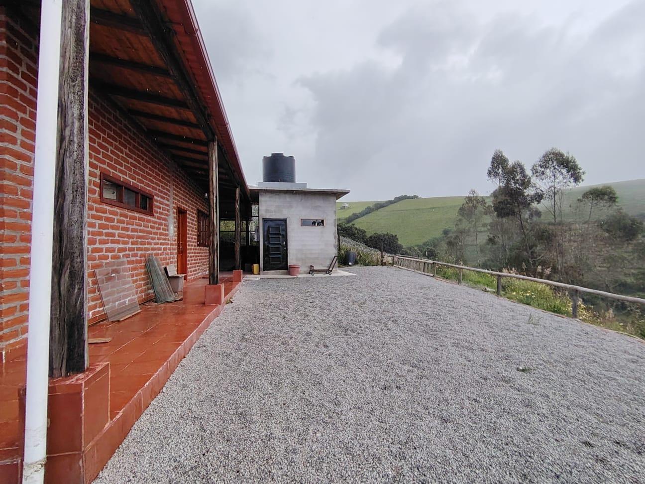 Quinta en venta en Pichincha | Quito | Nono, Singuna Via a Nono Cotocollao, 350 m²