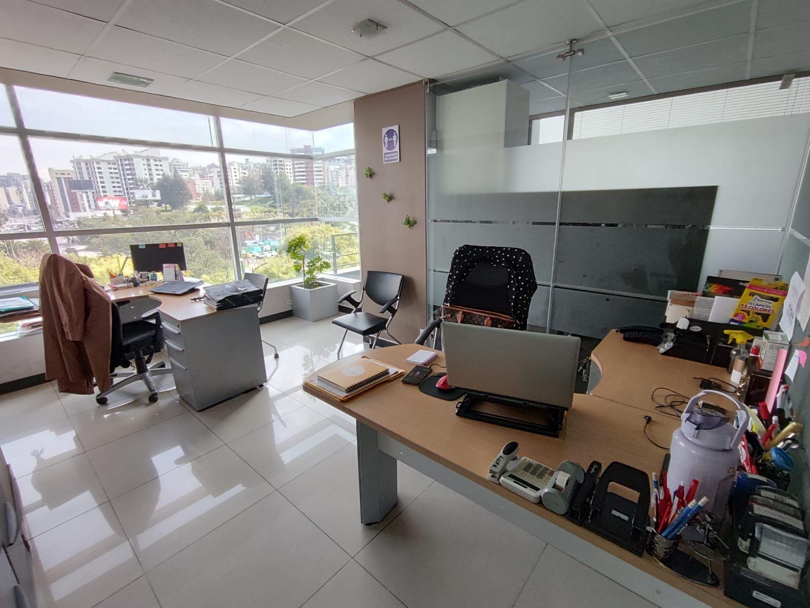 Oficina en venta en Pichincha | Quito | El Batán, Diego de Almagro, 237 m²