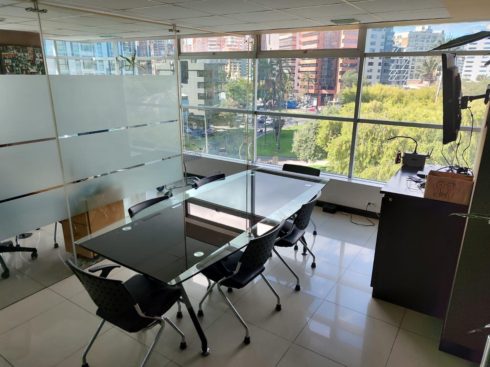 Oficina en venta en Pichincha | Quito | El Batán, Diego de Almagro, 237 m²
