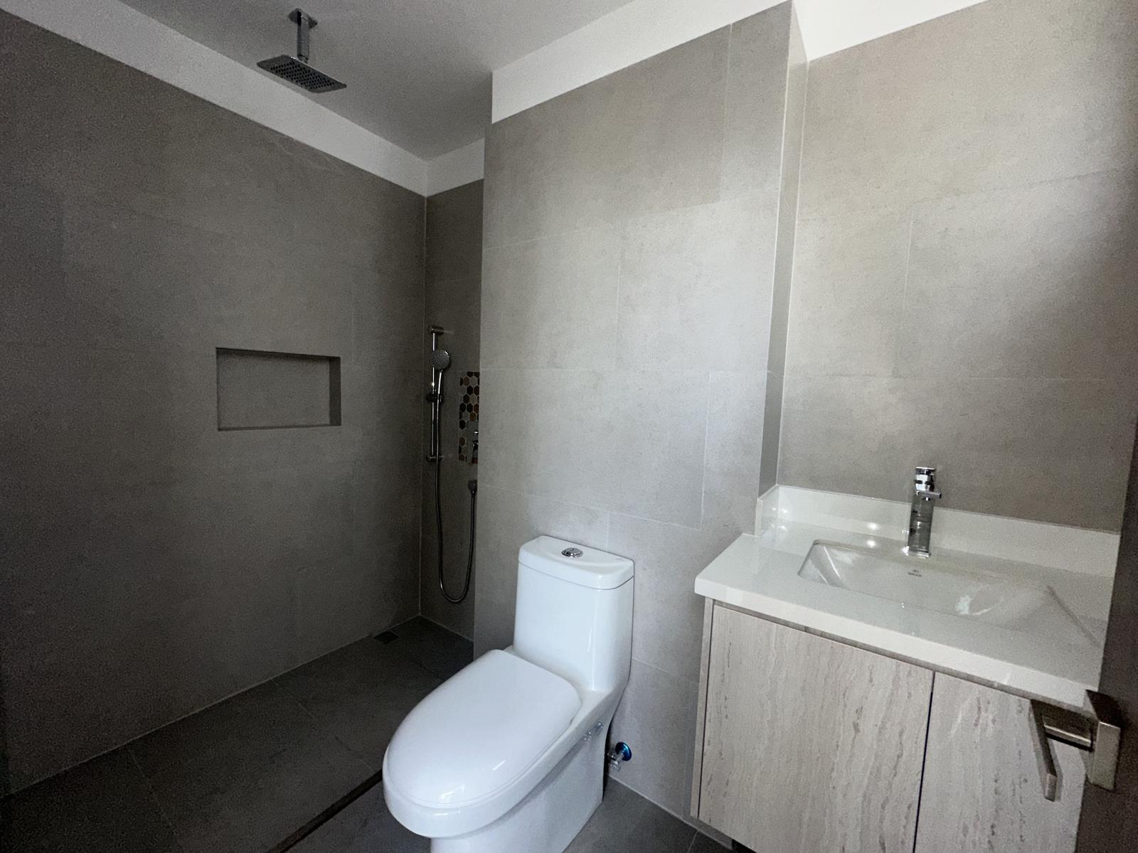 Apartment for Sale in Quito Tenis - Brand New 4