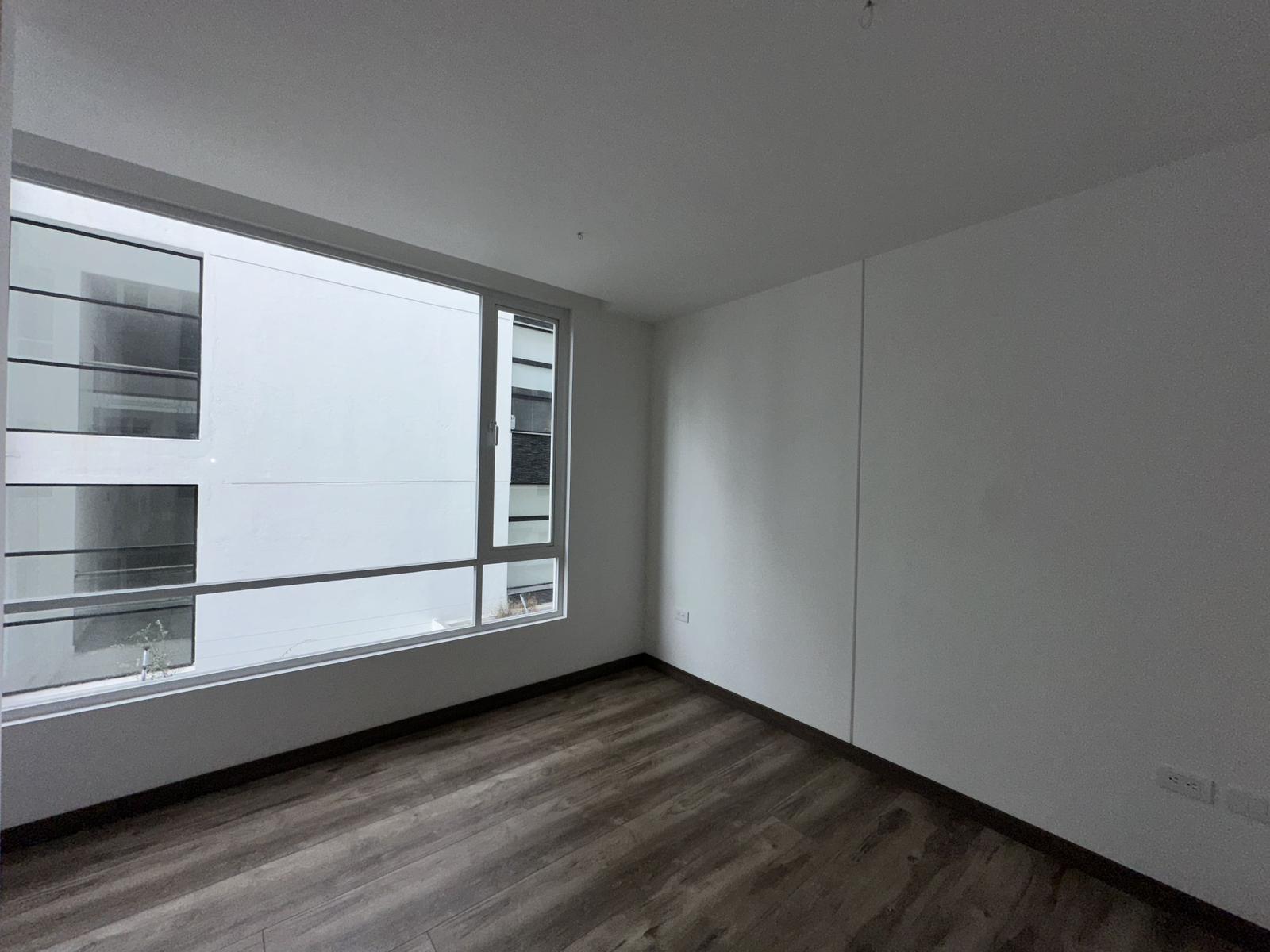 Apartment for Sale in Quito Tenis - Brand New 3