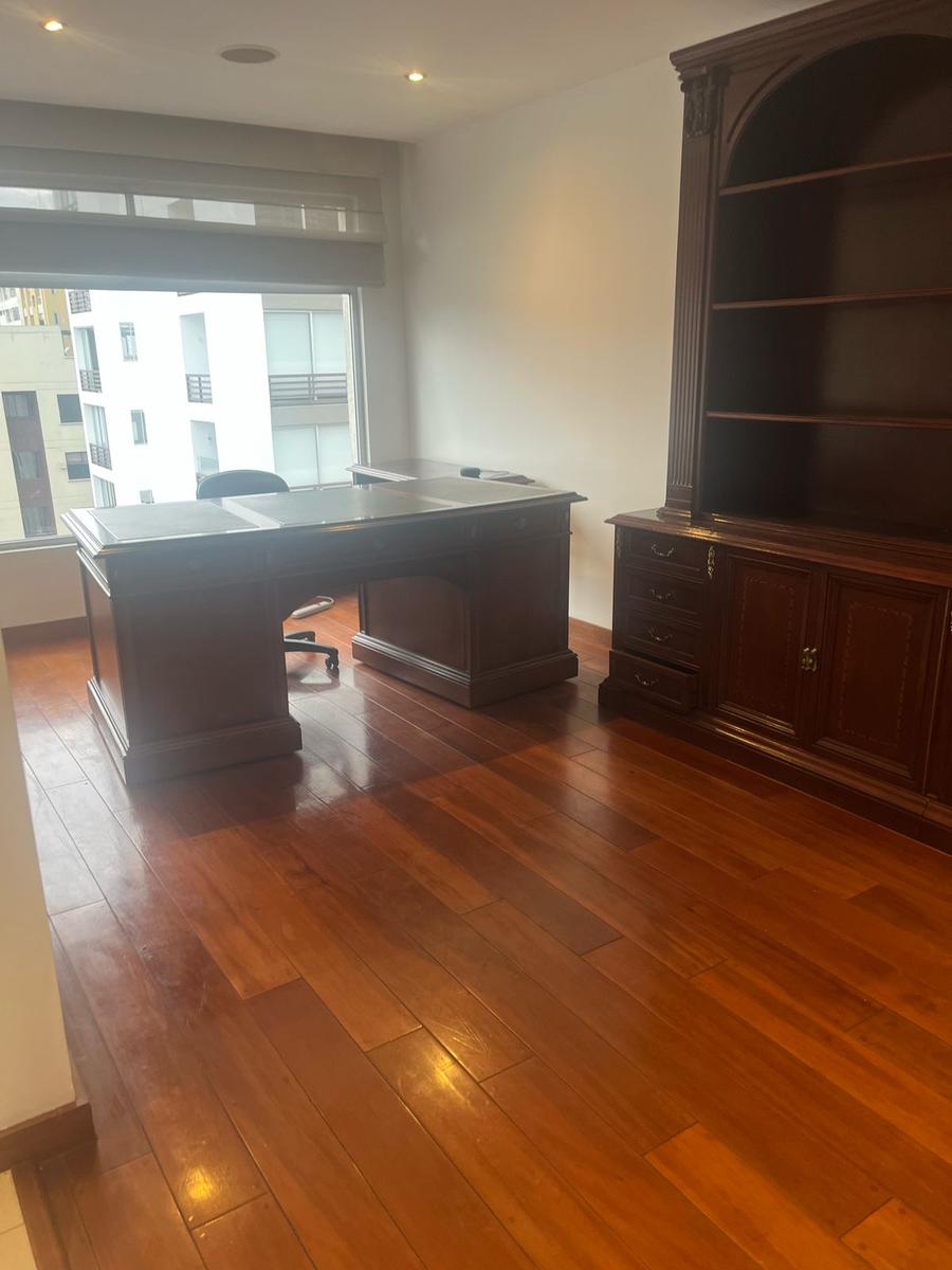 Departamento en venta en Pichincha | Quito | Bellavista, DEPARTAMENTO EN VENTA IGNASIO BOSSANO, 370 m²