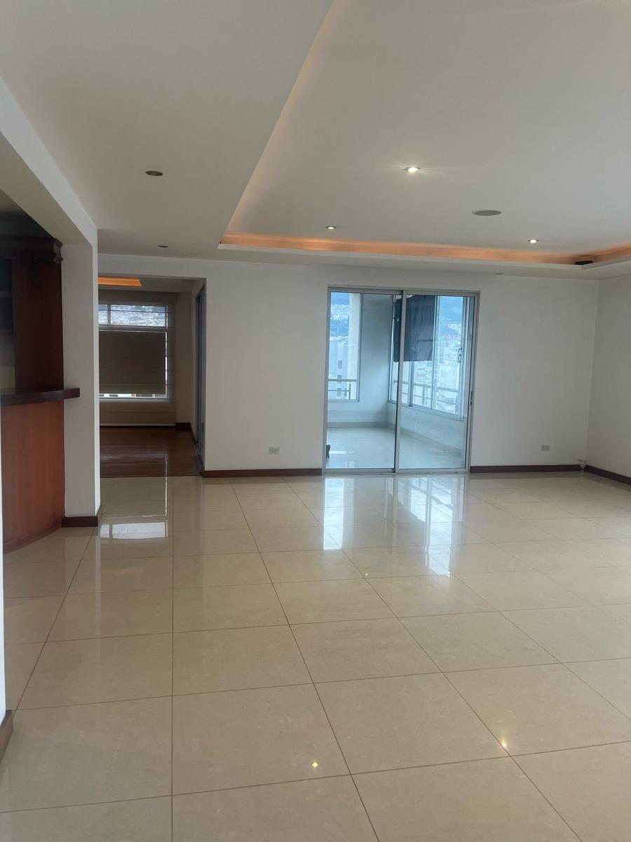 Departamento en venta en Pichincha | Quito | Bellavista, DEPARTAMENTO EN VENTA IGNASIO BOSSANO, 370 m²