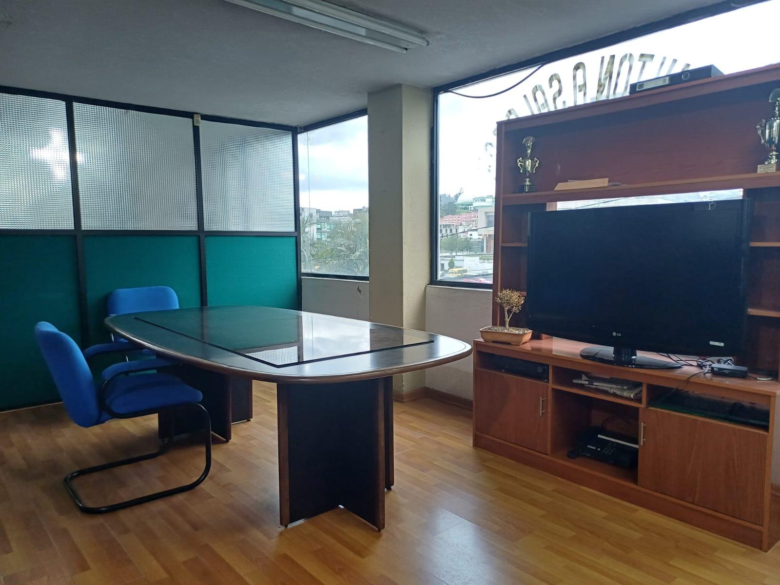 Edificio Comercial en venta en Pichincha | Quito | Itchimbía, Clemente Ponce y Piedrahita, 1342 m²