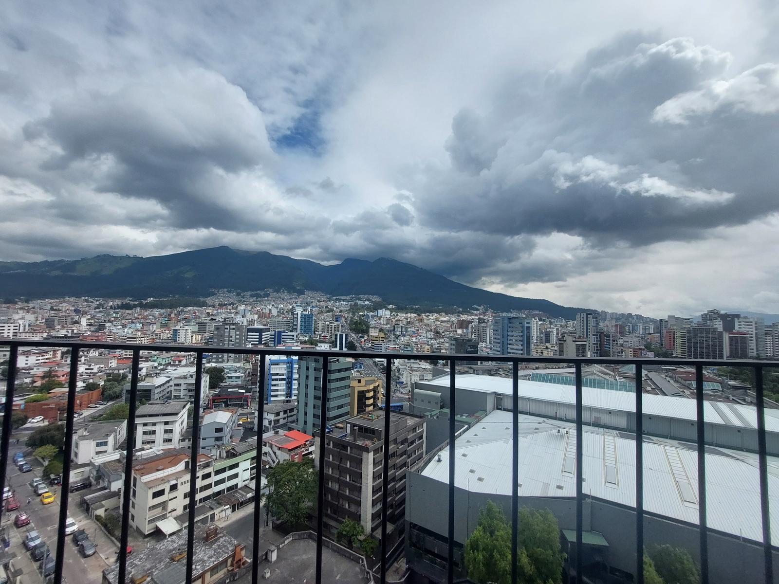 Departamento en venta en Pichincha | Quito | La Carolina, Eloy Alfaro y República, 94 m²