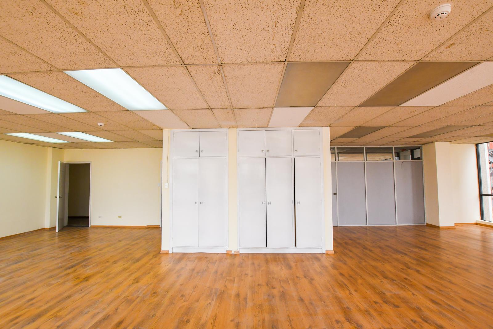 Office for Rent 408m2 at 2500 5