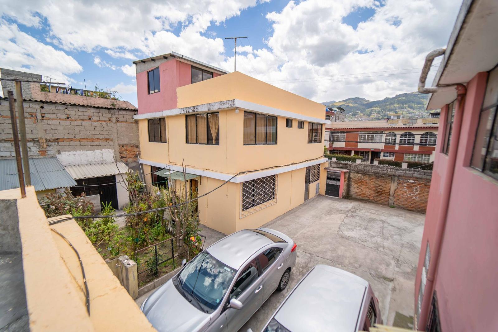 House for Sale in La Ciudadela Atahualpa 2