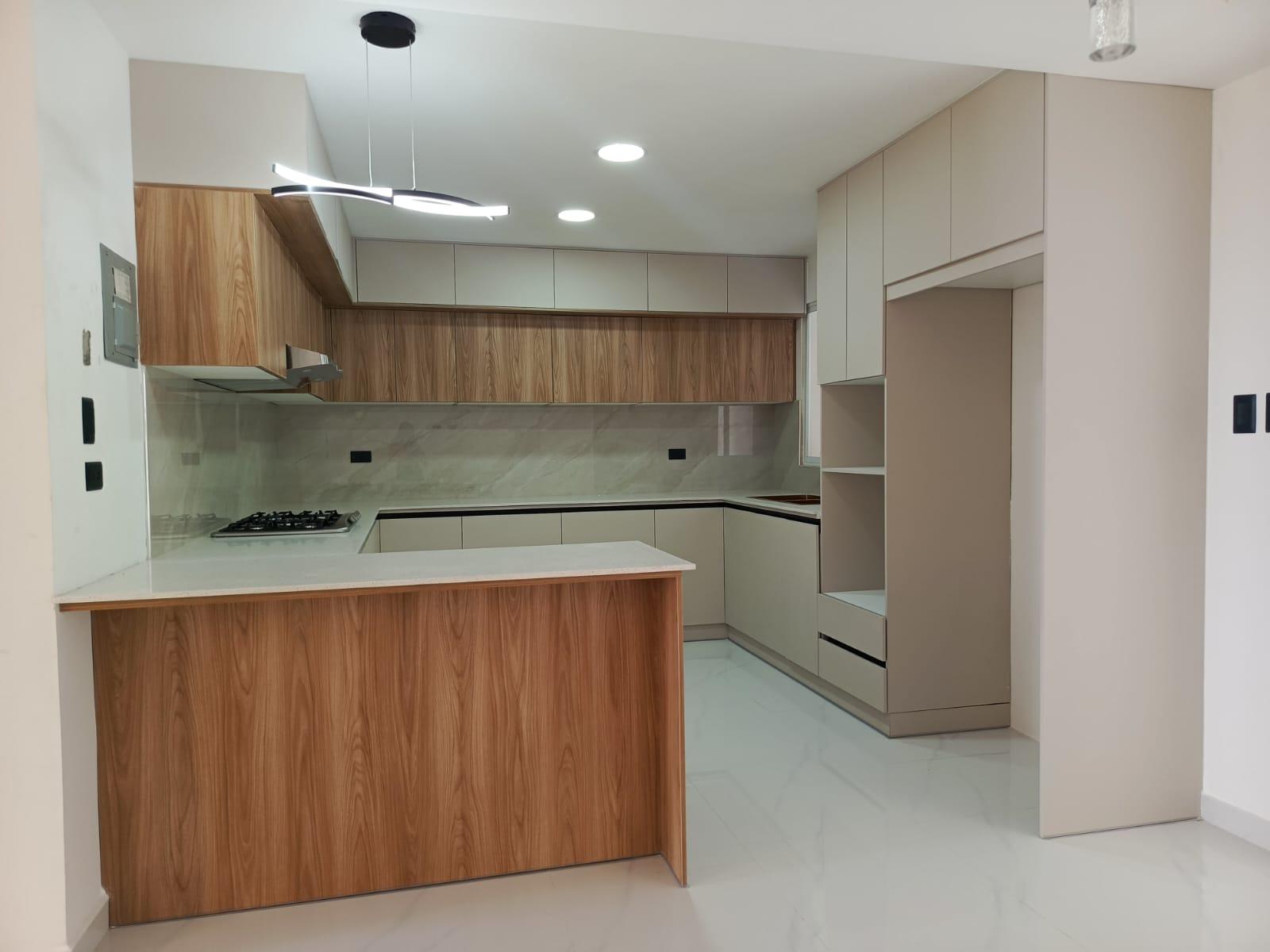 Casa en venta en Manabí | Manta | Sur de Manta, VIA CIRCUNVALACION, DENTRO DE LA PARROQUIA TARQUI, 208 m²