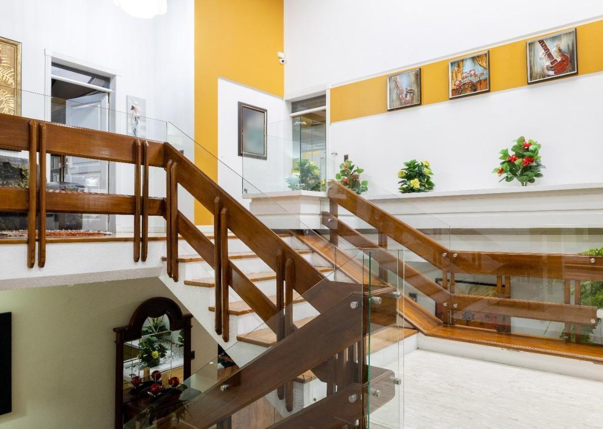 House - North Center 3