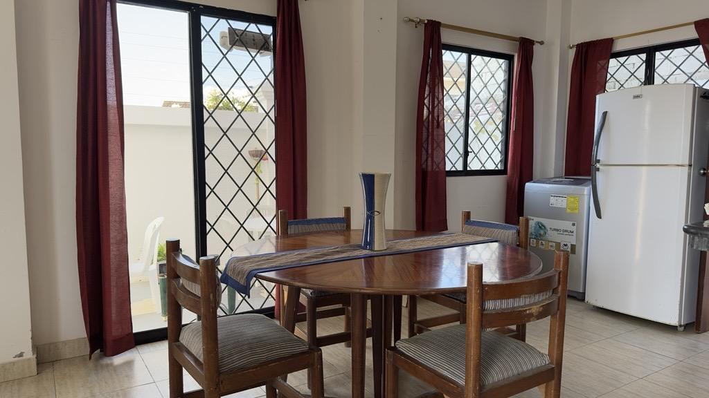 Casa en venta en Guayas | Playas | Centro de Playas, Alfonso Jurado y Av. Del Pacífico B. Cuba, 143 m²