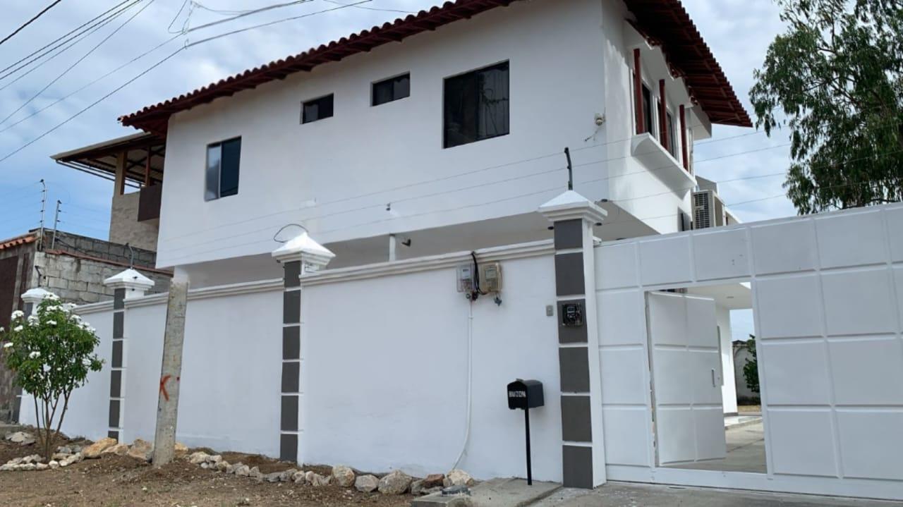 Casa en venta en Guayas | Playas | Centro de Playas, Alfonso Jurado y Av. Del Pacífico B. Cuba, 143 m²