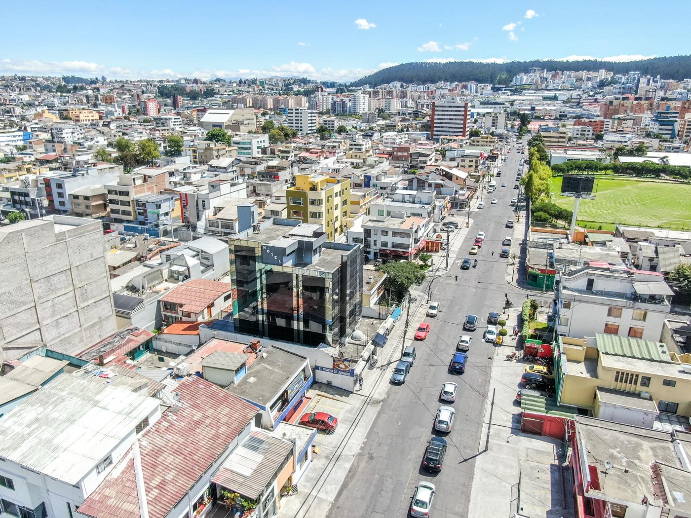 Commercial Building for Sale 1165 m2 Jipijapa Sector Quito 4