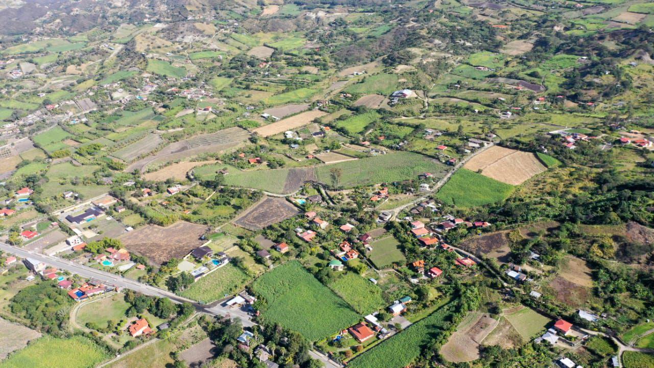 Terreno en venta en Loja | Loja | Sur de Loja, La Granja, Malacatos, Loja, 115 m²
