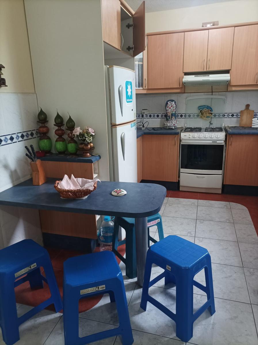 Sale of 100 m2 Apartment in Atacames 5