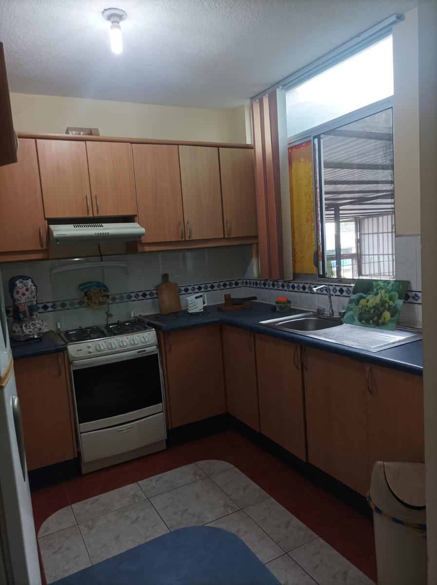 Sale of 100 m2 Apartment in Atacames 3