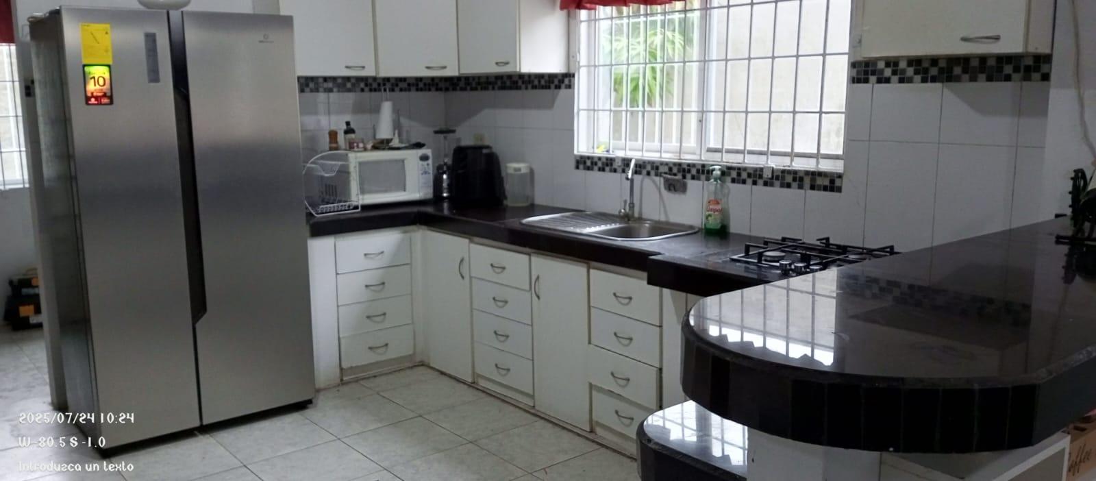 Casa en venta en Manabí | Sucre | San Clemente, SE VENDE CASA EN SAN CLEMENTE-MANABÍ, 280 m²