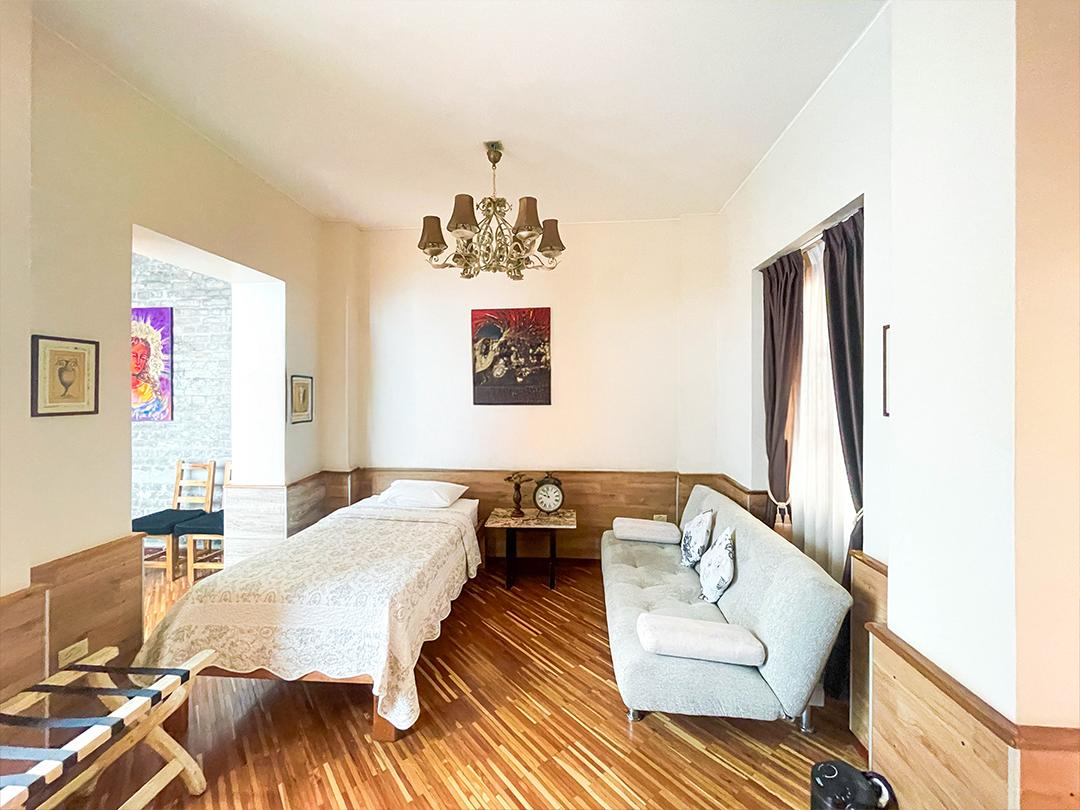 Hotel en venta en Pichincha | Quito | La Mariscal, Joaquín Pinto y Juan León Mera, 540 m²