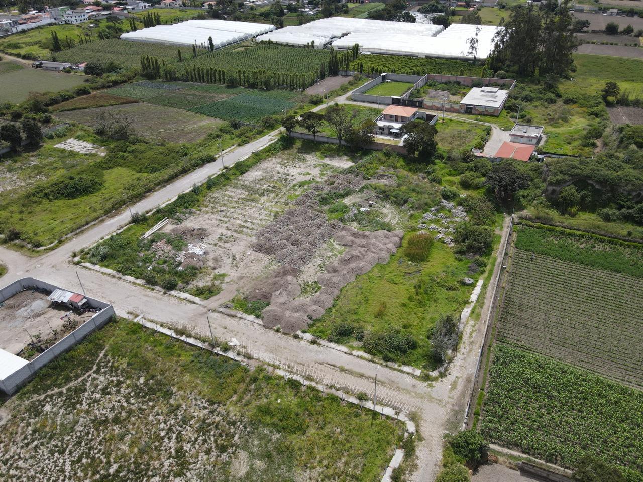 Terreno en venta en Imbabura | Antonio Ante | Atuntaqui, Frente Cancha de Fútbol Juan Yépez