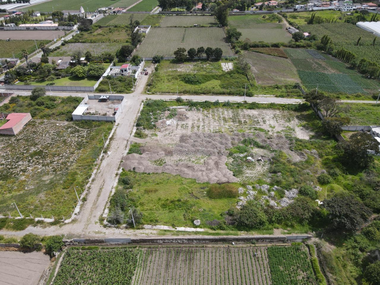 Terreno en venta en Imbabura | Antonio Ante | Atuntaqui, Frente Cancha de Fútbol Juan Yépez