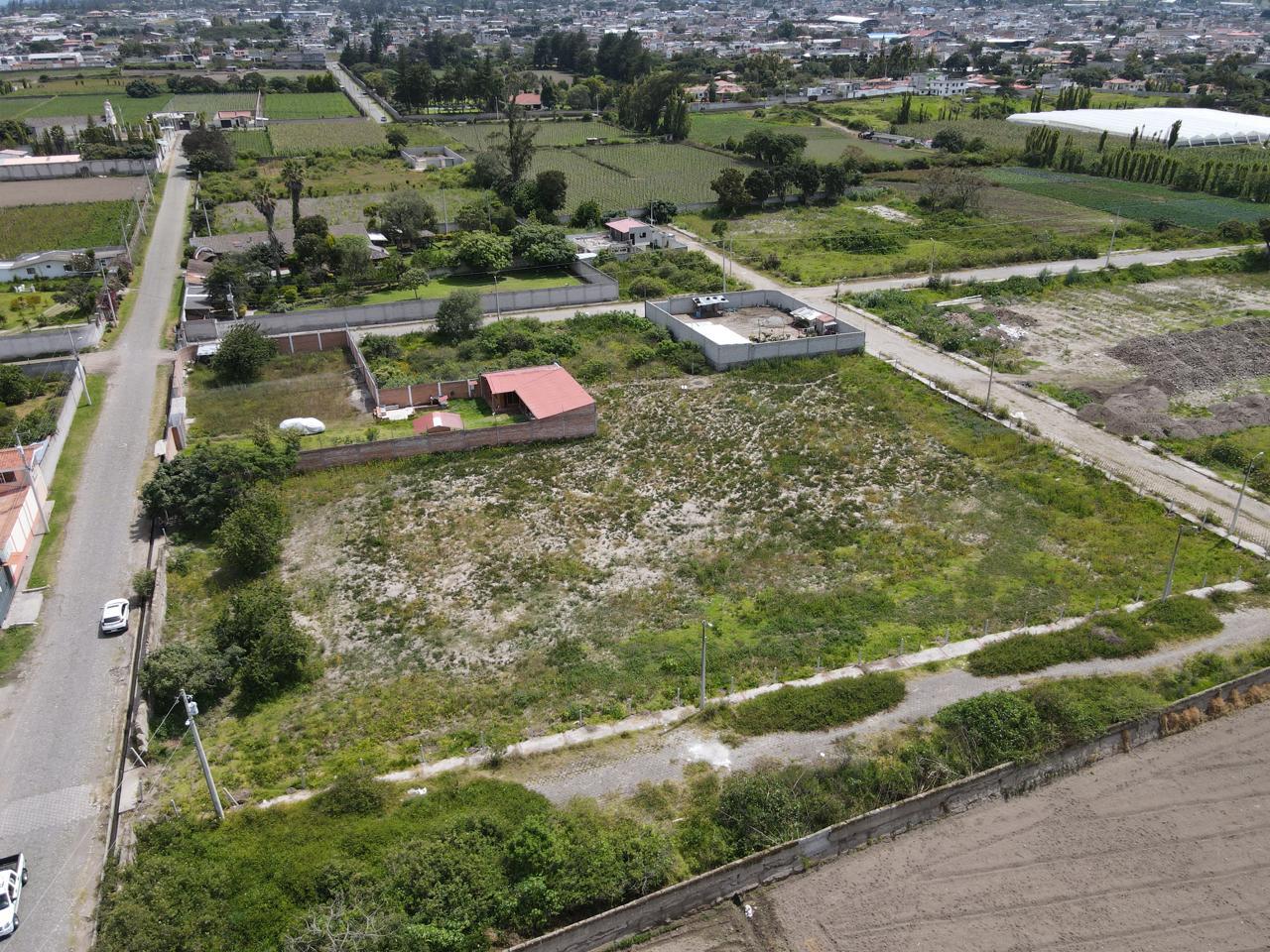 Land in Atuntaqui 3