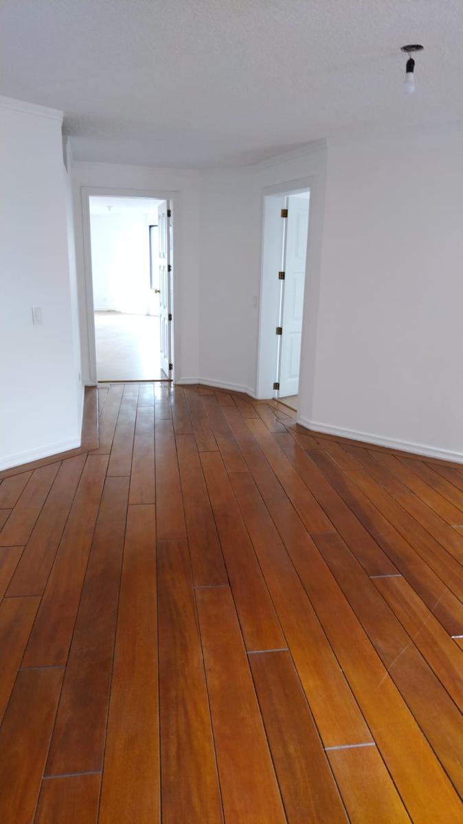 Departamento en venta en Pichincha | Quito | Rumipamba, Departamento en Venta Quito Tenis Altos Granda Centeno, 323 m²