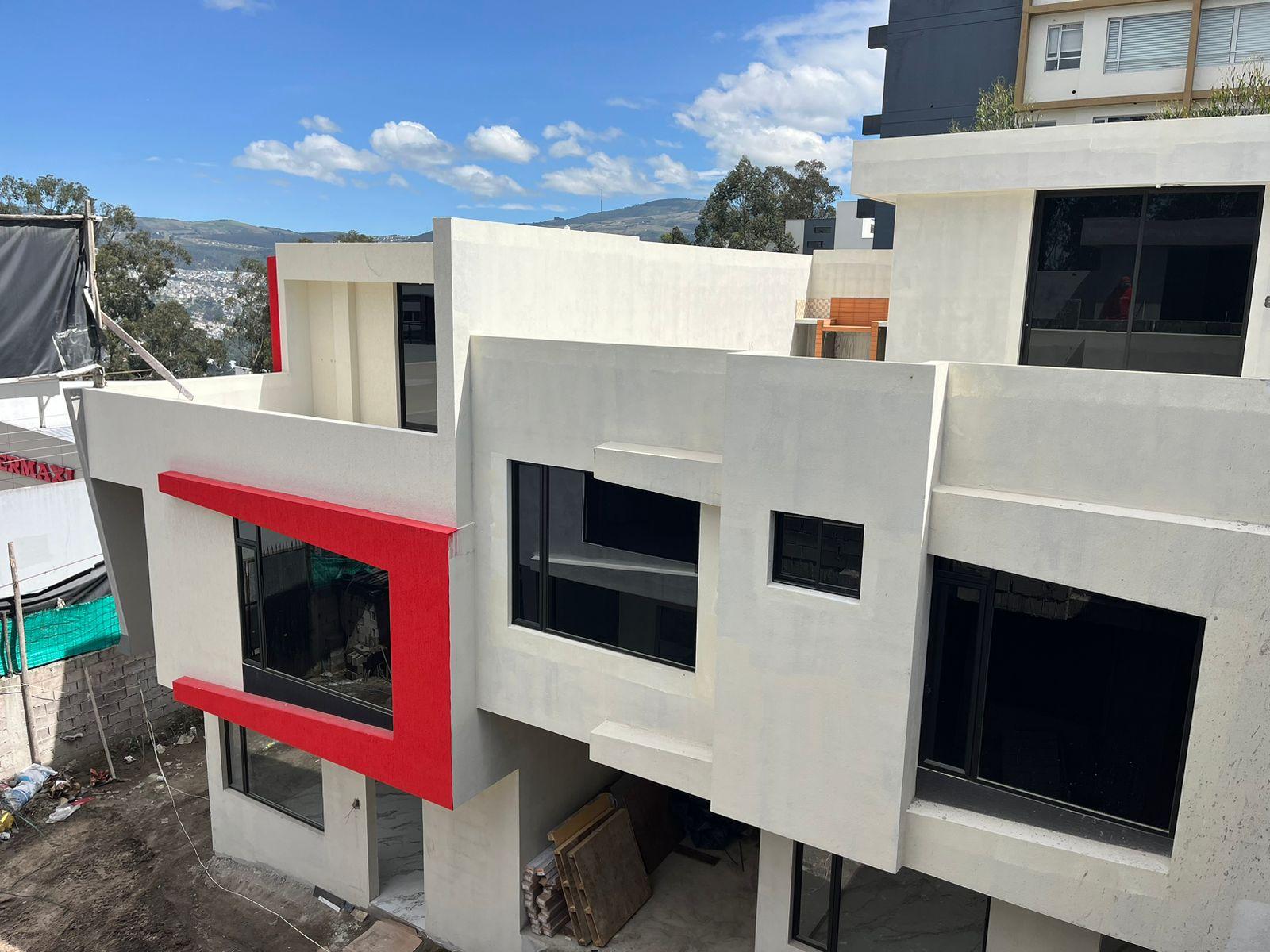 Casa en venta en Pichincha | Quito | Ponceano, CASA EN VENTA 250m² PONCEANO ALTO, 250 ha
