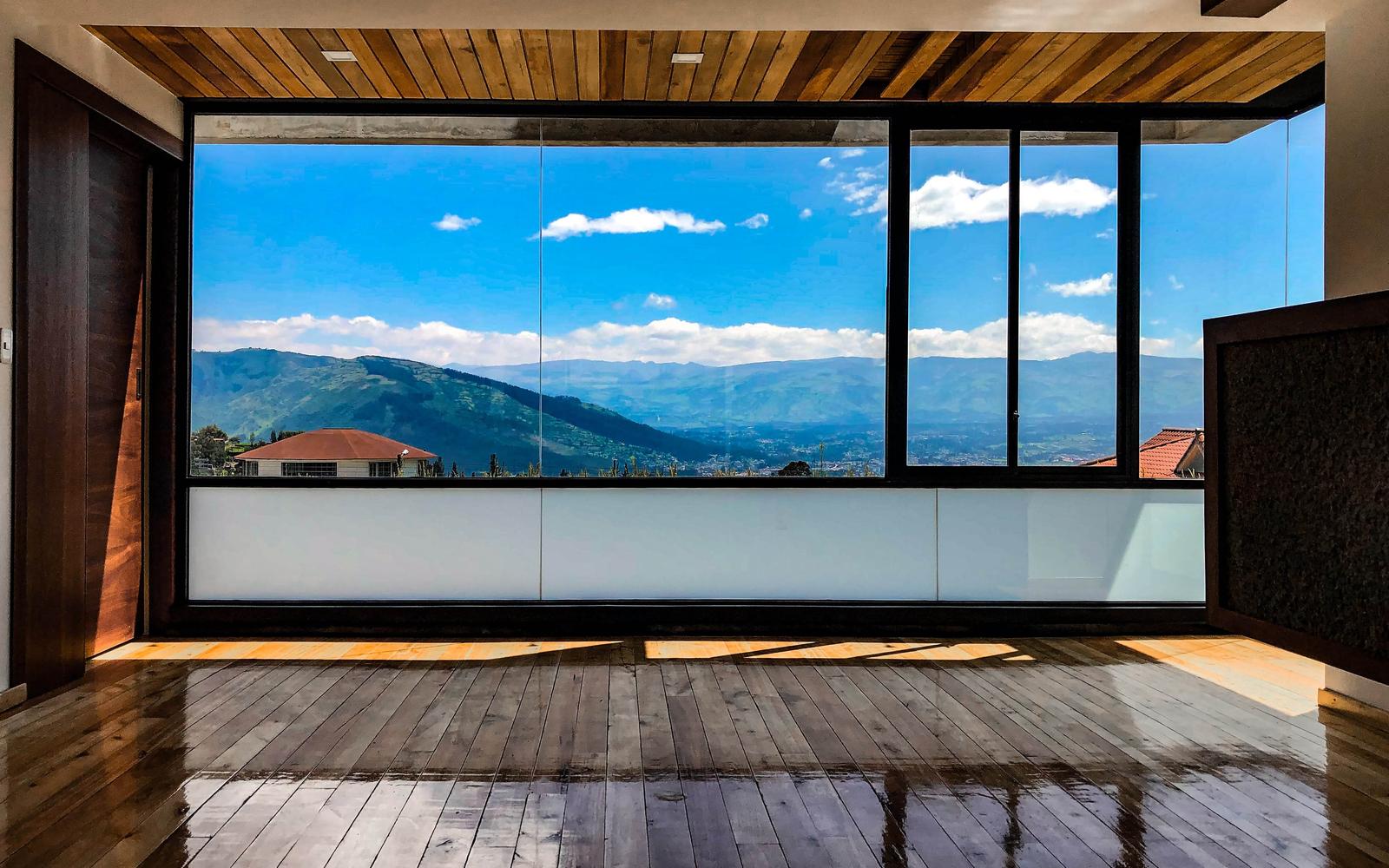 Edificio Comercial en venta en Pichincha | Quito | Conocoto, Sector Puente 5 - Miguel de Santiago, 709 m²
